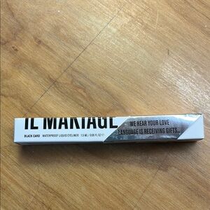 IL MAKIAGE Black Card Liquid Waterproof Eyeliner. NIB